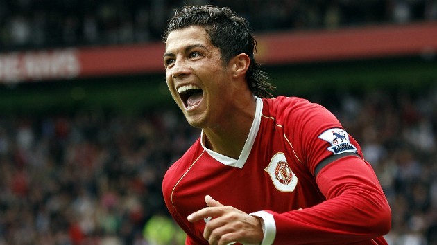 Manchester City have been given the chance to buy Cristiano Ronaldo in a spectacular £25million transfer but remain focused on signing Harry Kane. - Bóng Đá