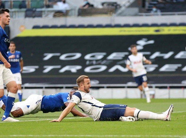 10 khoảnh khắc ấn tượng nhất vòng 1 EPL: Richarlison 'cosplay' Torres - Bóng Đá