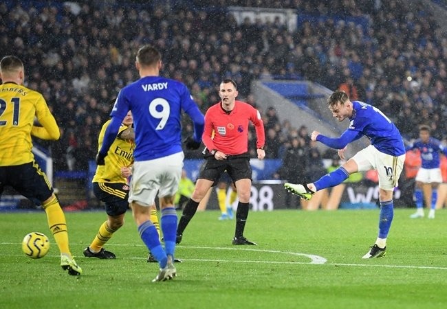 James Maddison 'set to turn down Manchester United by signing new contract with Leicester despite being boyhood Red Devils fan' - Bóng Đá