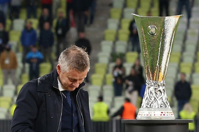 Nhờ Ancelotti, Man Utd có thể đón cú hích từ vụ Raphael Varane - Bóng Đá