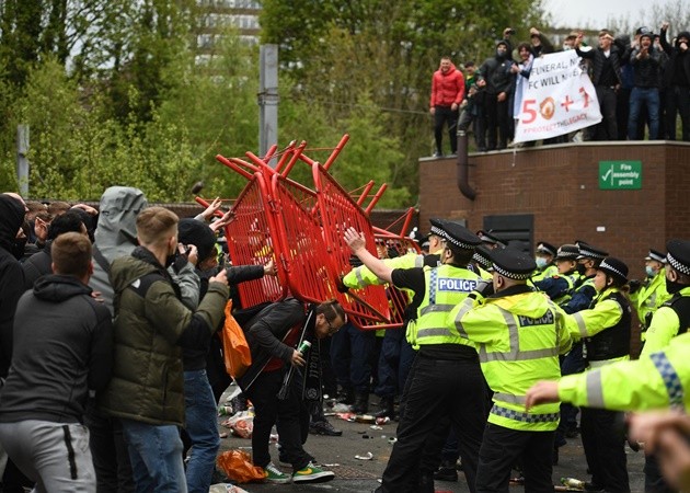 Ngày đáng quên nhất của Man Utd dưới triều đại nhà Glazers! - Bóng Đá