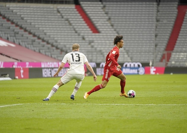 Ajax 'thảm sát'; Ramos nhấn chìm Barca: 10 sự kiện đặc biệt nhất ở châu Âu tuần qua - Bóng Đá