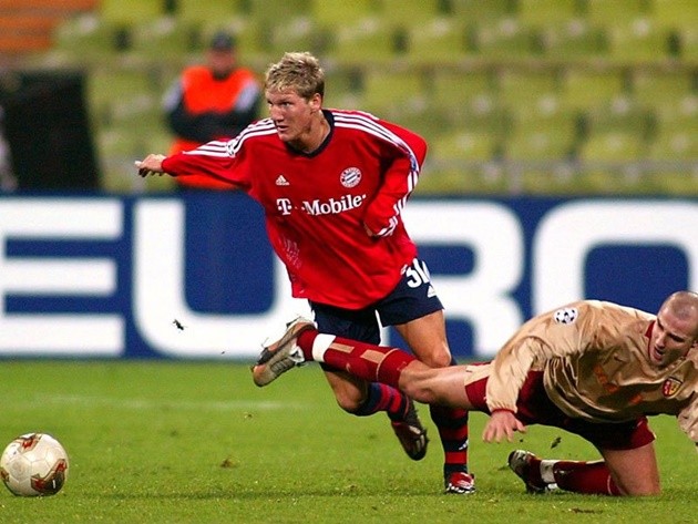 Ảnh sự nghiệp Schweinsteiger - Bóng Đá