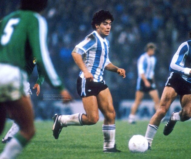 Những siêu sao trẻ nhất ghi bàn cho tuyển quốc gia - Bóng Đá