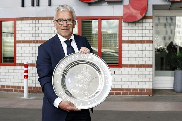 Ajax nung chảy đĩa bạc - Bóng Đá