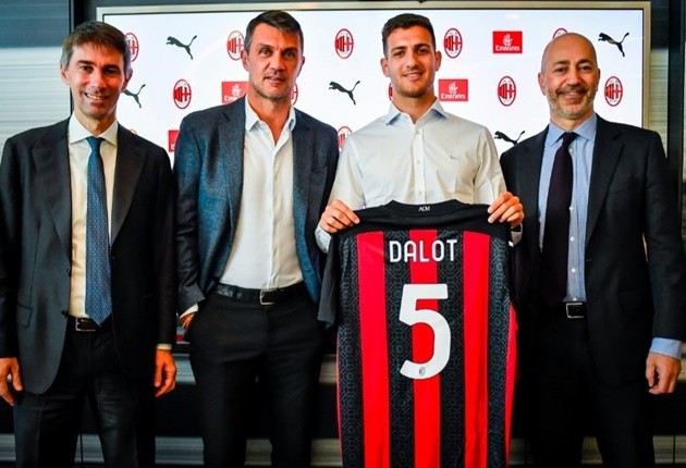 Từ Dalot đến Romero: Man Utd và đội hình 'hàng thừa' cực chất - Bóng Đá