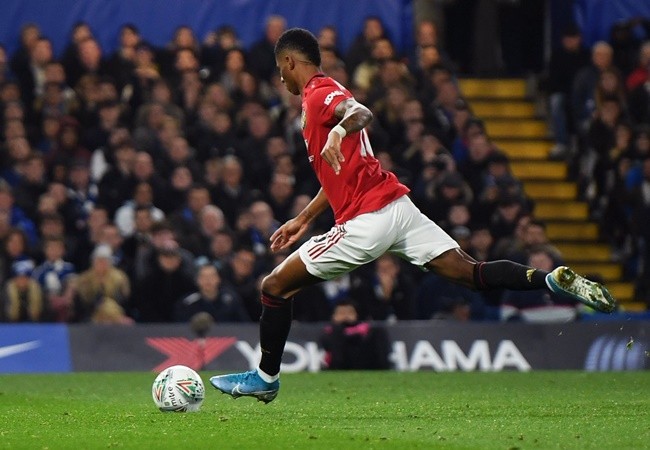 Man Utd chỉ thắng sát nút, sao Solskjaer vẫn có cớ để 'sung sướng'? - Bóng Đá