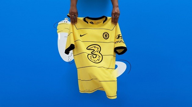 Chelsea unveil new throwback away kit for 2021/22 season - Bóng Đá