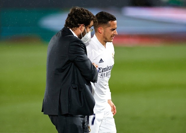 Official: Lucas Vazquez out until the end the season - Bóng Đá