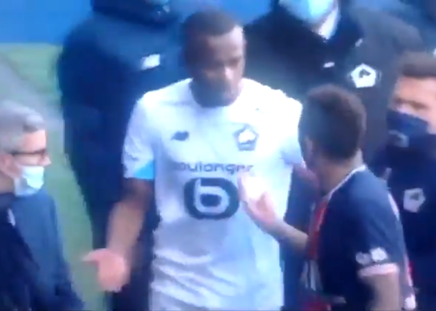 CHOÁNG! Neymar nổi máu 'côn đồ', gây hấn xong đòi đánh đối phương - Bóng Đá