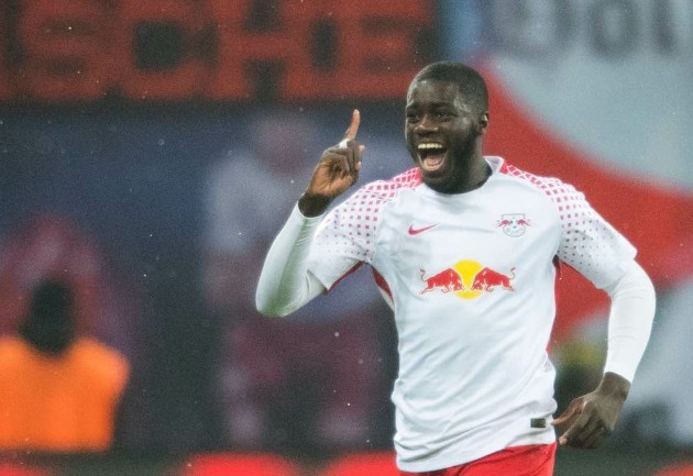 Man United must sell first before going for Upamecano  - Bóng Đá