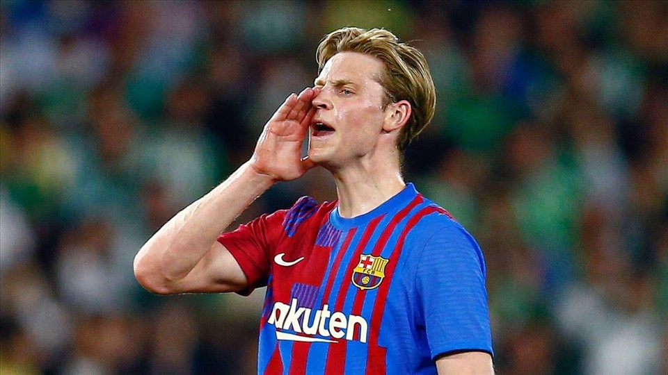 Barca tiếp tục gây áp lực lên De Jong - Bóng Đá