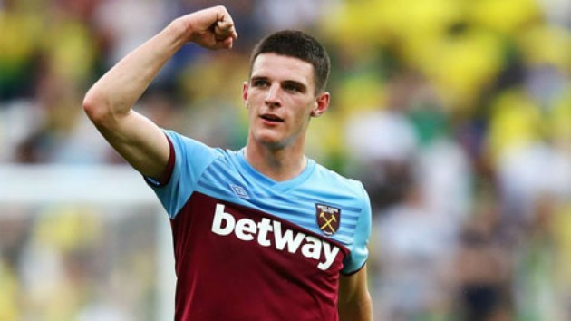 Chelsea urged to seal Declan Rice transfer as West Ham star is an 'upgrade' on N'Golo Kante, says Darren Bent - Bóng Đá