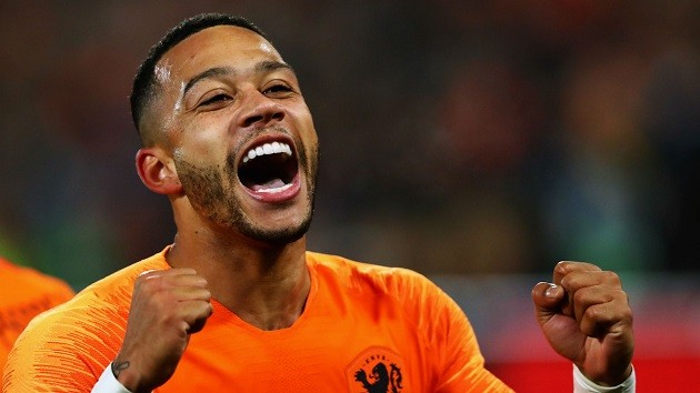 Depay tập trung đội tuyển - Bóng Đá