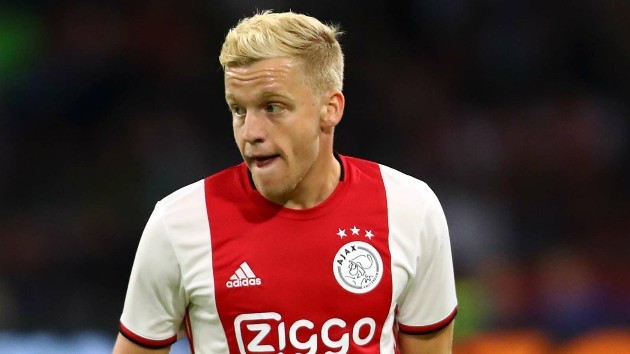 Man utd chose de beek over maddison and grealish  - Bóng Đá
