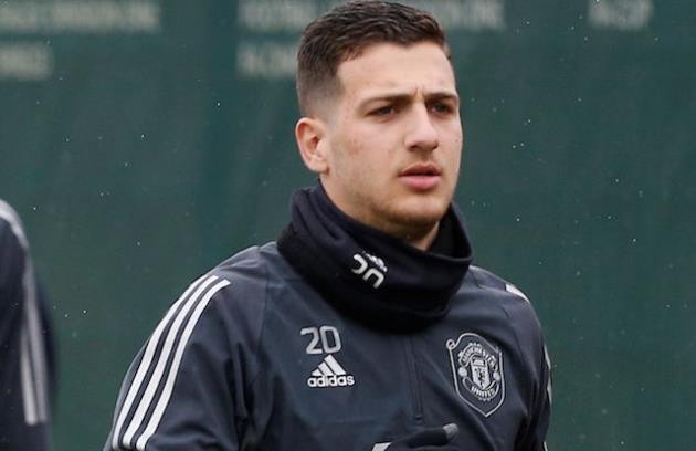 Manchester United defender Diogo Dalot reacts to transfer talk - Bóng Đá