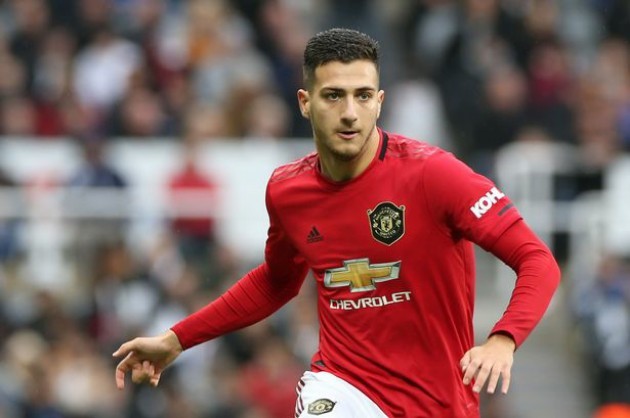Dalot wants to go but Solskjaer refuses to let him leave - Bóng Đá