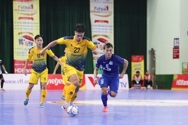Lượt 10 giải futsal VĐQG: Tân binh Đắc Huy ghi bàn, Sahako chật vật giành 1 điểm - Bóng Đá