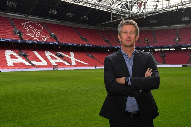 Edwin van der Sar responds to speculation he could replace Ed Woodward at Manchester United responds-to-speculation-he-could-replace-ed-woodward-at-manchester-united-14507191/?ito=newsnow-feed?ito=cbshare  Twitter: https://twitter.com/MetroUK | Facebook: https://www.facebook.com/MetroUK/ - Bóng Đá