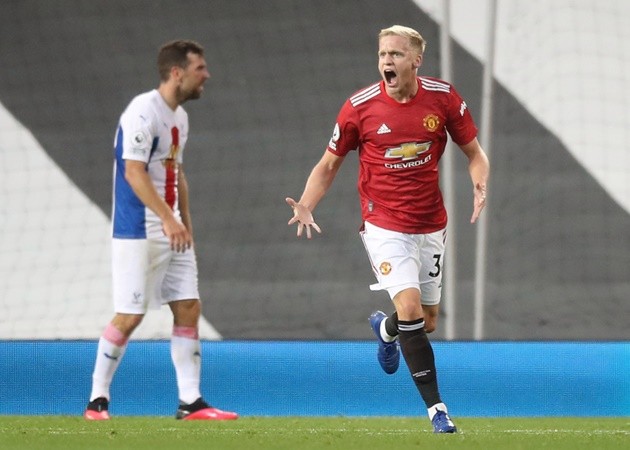 Man Utd mua Calhanoglu: Một mũi tên trúng hai 'con nhạn' - Bóng Đá
