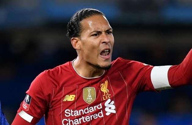 ‘Shame on you!’ – Liverpool star Virgil van Dijk slams reporter over ‘made up’ story - Bóng Đá