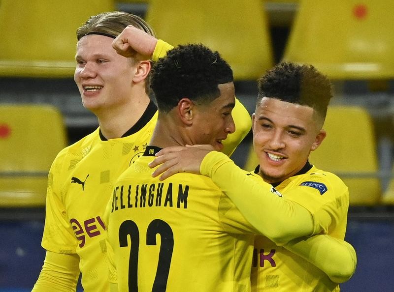Khoảnh khắc hài hước của HLV Dortmund sau khi Haaland lập cú đúp - Bóng Đá