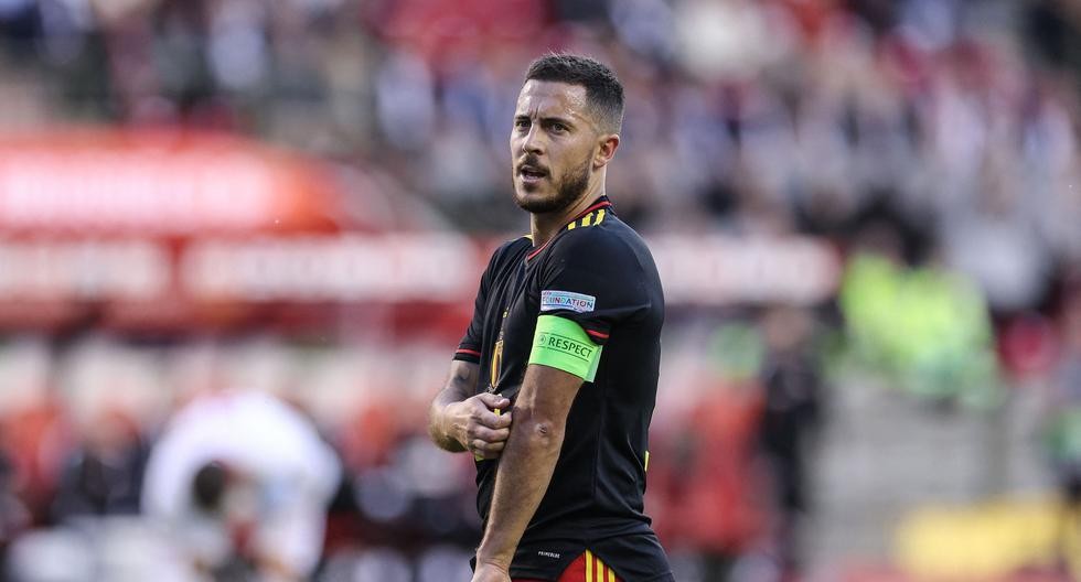 Eden Hazard bỏ lỡ không tưởng - Bóng Đá