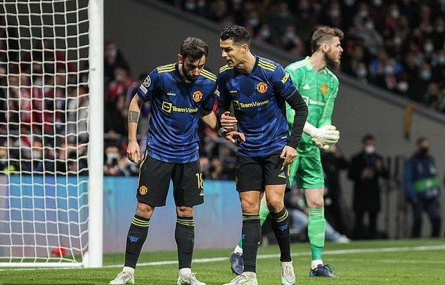'That dressing room needs a strong manager': Rio Ferdinand - Bóng Đá