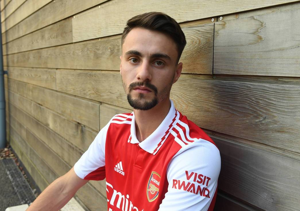 Arsenal chốt số áo Fabio Vieira ngày ra mắt - Bóng Đá