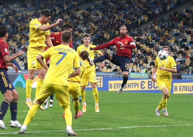 Hàng công mờ nhạt, Tây Ban Nha thua sốc Ukraine ở Nations League - Bóng Đá