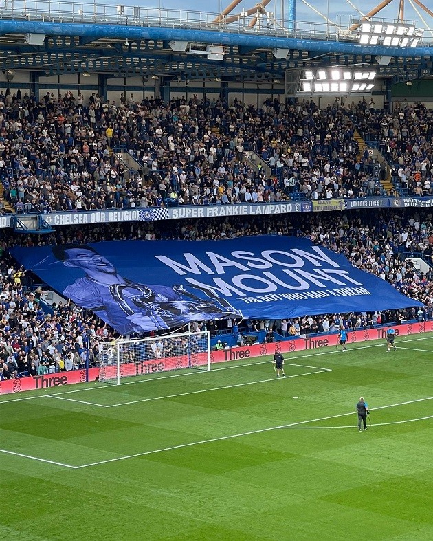 Chelsea legend Didier Drogba sends four-word message to Mason Mount after Stamford Bridge moment - Bóng Đá