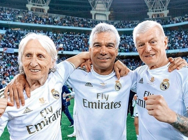 Cười té khói với loạt ảnh chế bán kết Champions League  - Bóng Đá