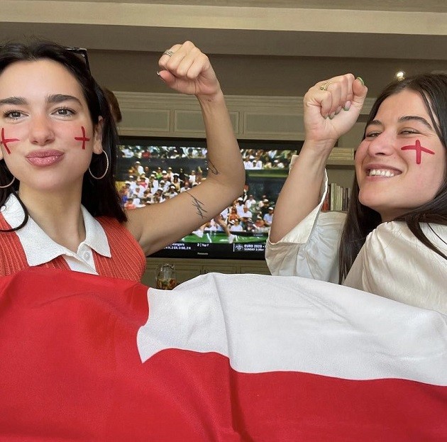 Adele, David Beckham And Dua Lipa Lead Celebs Celebrating England’s Historic Euro 2020 Semi Final Win - Bóng Đá
