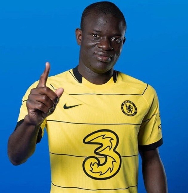 Chelsea unveil new throwback away kit for 2021/22 season - Bóng Đá