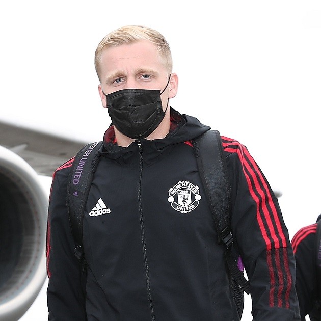 Luke Shaw and Anthony Martial return to Manchester United training - Bóng Đá