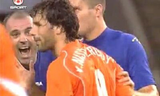 Depay miss pen - Bóng Đá