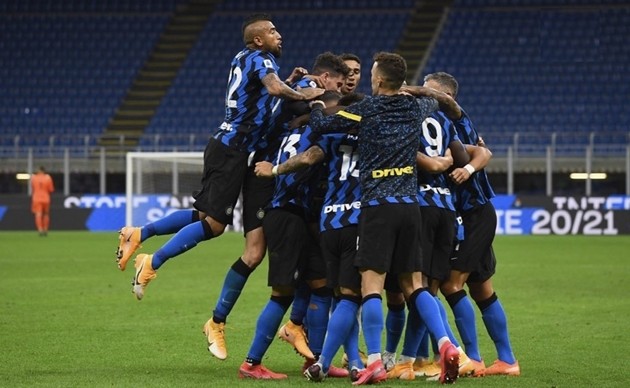 Inter Milan trình làng cặp đôi 