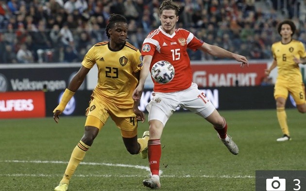 Boyata baffles Belgium fans as he accidentally wears Batshuayi’s shirt in first half vs Russia - Bóng Đá