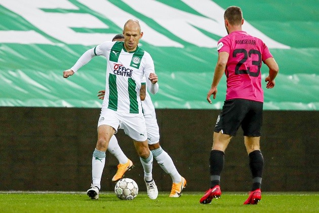robben luyện tập - Bóng Đá