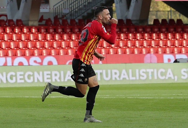 Insigne brothers score against each other as Napoli beat Benevento in Serie A - Bóng Đá