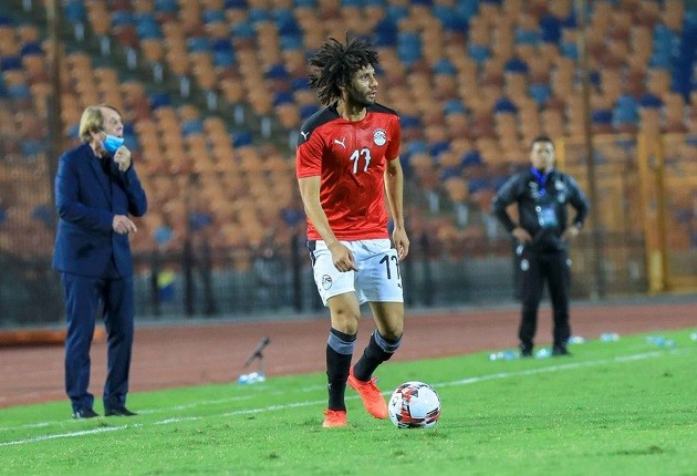 Arsenal fans noticed what Mohamed Elneny did in the absence of Liverpool star Mo Salah for Egypt - Bóng Đá
