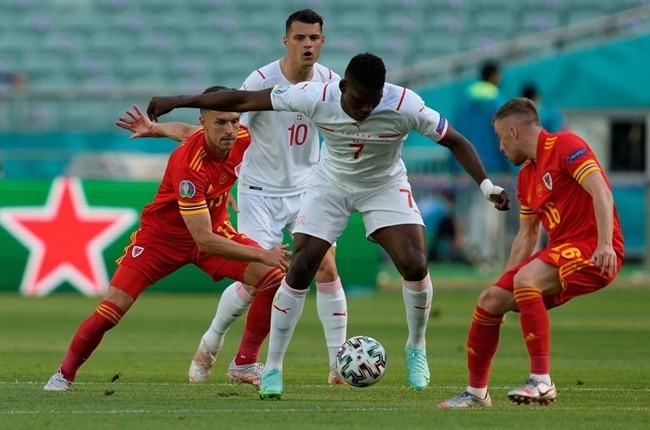 'Cỗ máy' từng từ chối Man Utd đang bùng cháy ở EURO 2020 - Bóng Đá