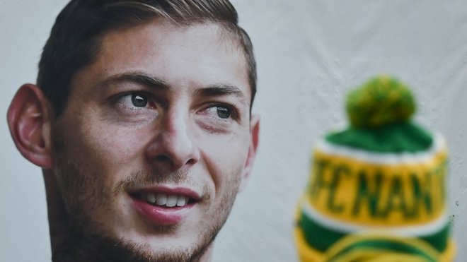 Tính tiết mới của bi kịch Emiliano Sala: Ngộ độc khí trước khi rơi máy bay - Bóng Đá