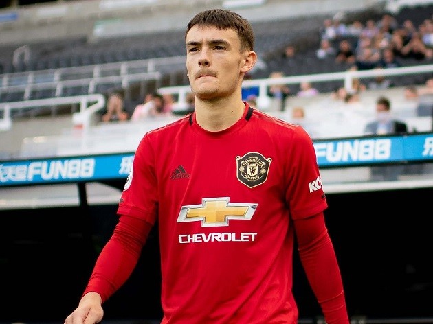 “Scholes 2.0” của M.U mất hút dù chơi cho đội hạng hai - Bóng Đá