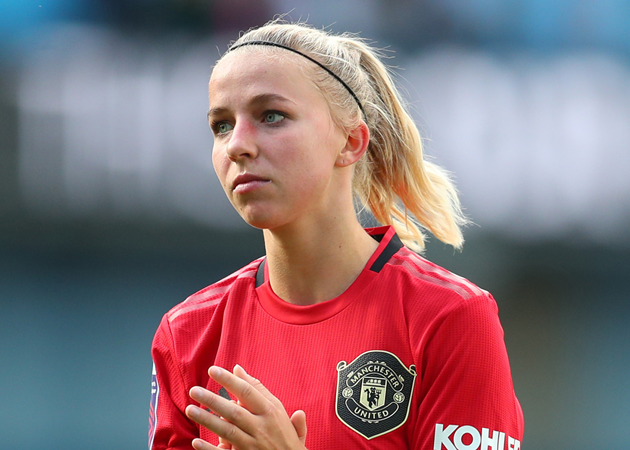 Dự bị ở Man Utd, Van de Beek bị đồng nghiệp nữ 'troll' cực gắt - Bóng Đá