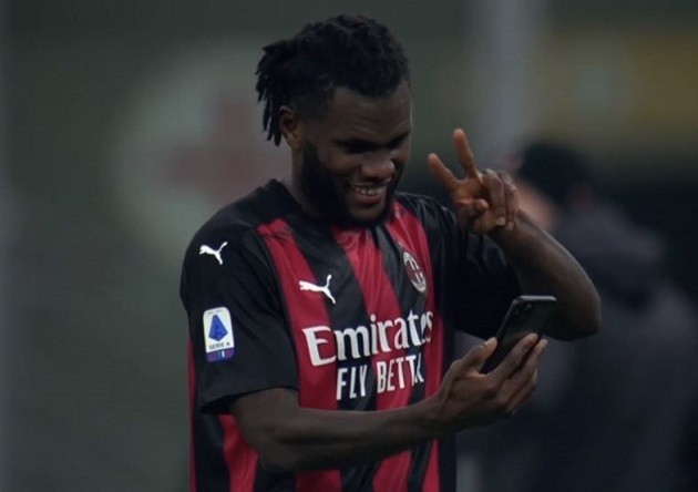 Hình ảnh đẹp về tình thầy trò ở AC Milan - Bóng Đá