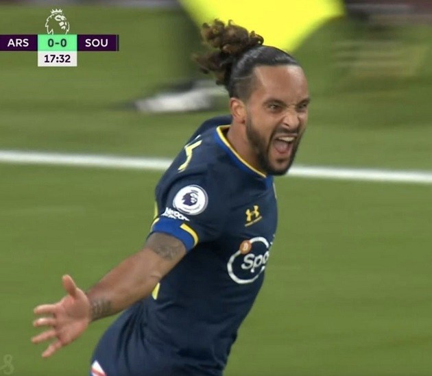 Cựu cầu thủ ăn mừng trước Arsenal - Bóng Đá