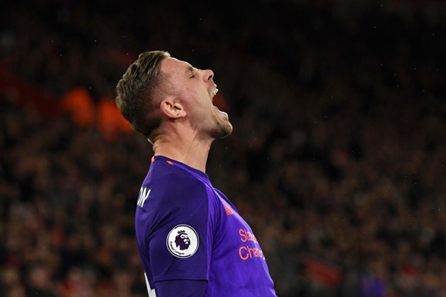 Andrew Robertson says Henderson gets 'angry on the pitch' - Bóng Đá