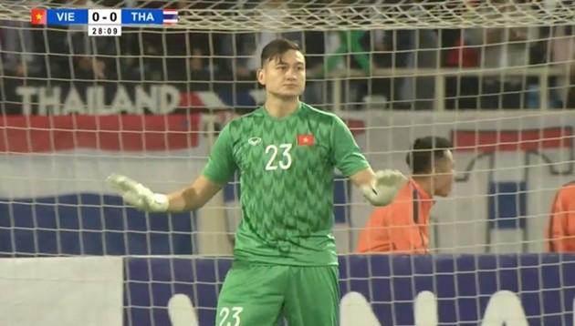 Khó tin! Đặng Văn Lâm hóa Dida trong ngày Việt Nam hòa Thái Lan - Bóng Đá