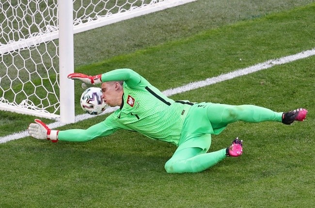 Cựu sao Arsenal là ngôi sao xui xẻo nhất ở các trận ra quân tại EURO - Bóng Đá